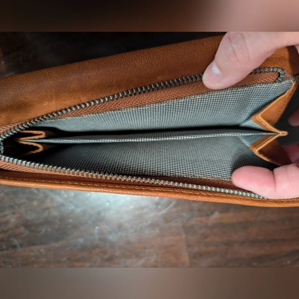 Spikes And Sparrow Brooklyn Leather Wallet, Congac w/ Houndstooth Lining